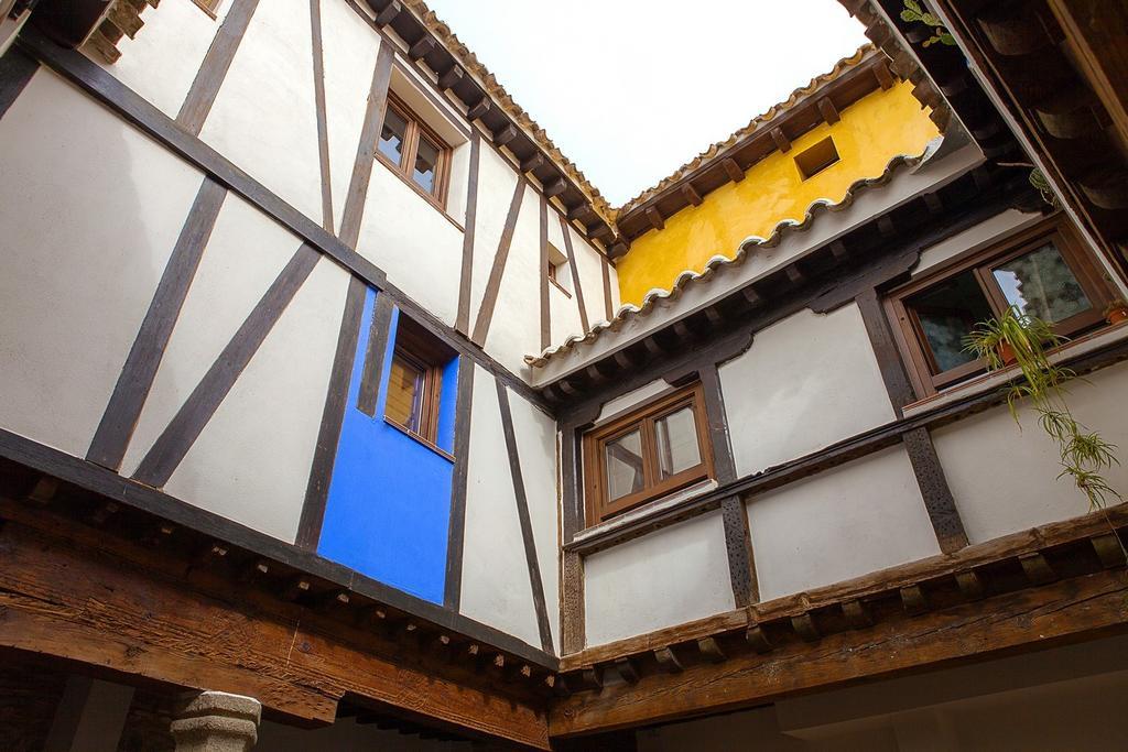 Apartamentos Del Casco Toledo Szoba fotó